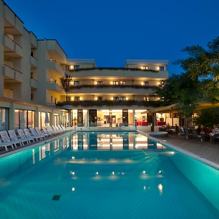Park Hotel Kursaal Misano Adriatico Exterior photo