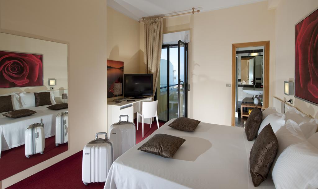 Park Hotel Kursaal Misano Adriatico Exterior photo