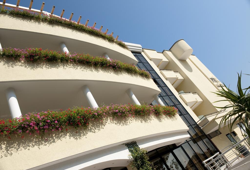 Park Hotel Kursaal Misano Adriatico Exterior photo